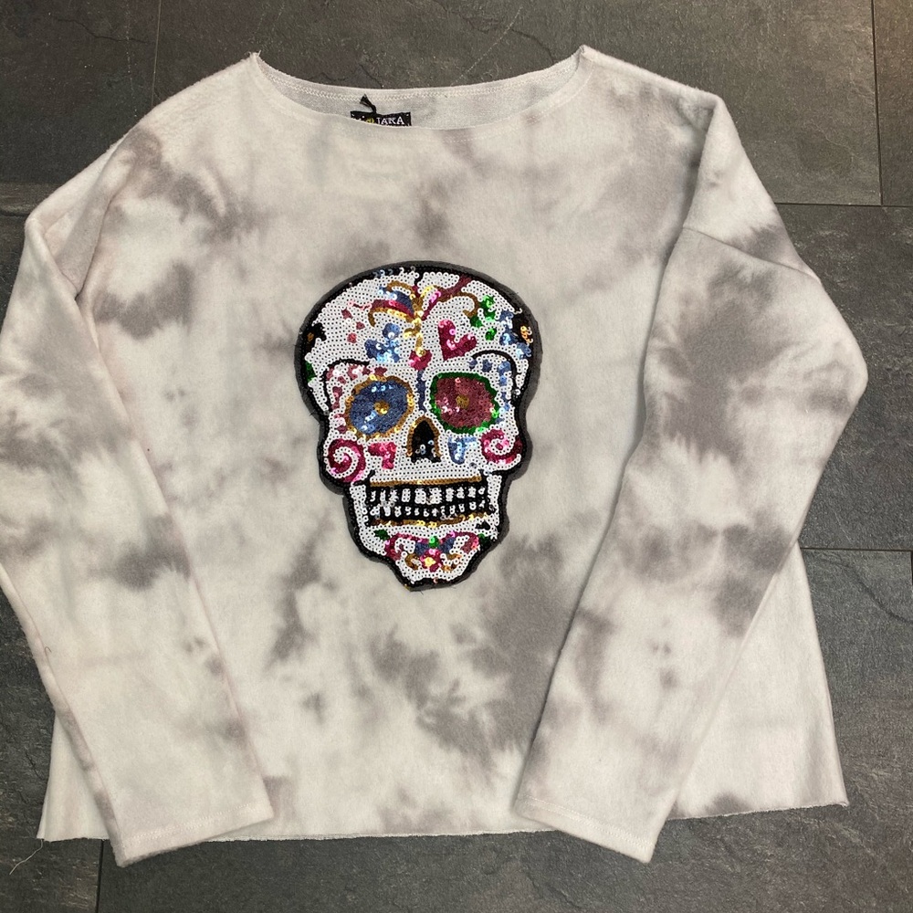 💀 SOJARA TIE DYE WITH SEQUIN SKULL